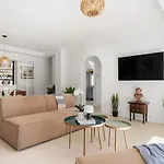 With Private Pool & Garden 5 Min To Marbella