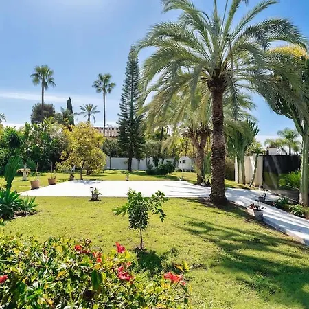 With Private Pool & Garden 5 Min To Σπίτι διακοπών *